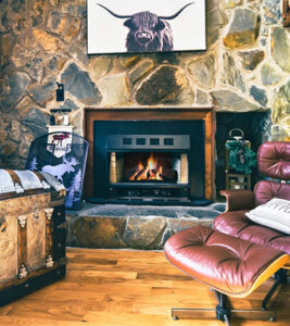 Romantic Getaway in Blue Ridge, GA | Secret Box Cabin