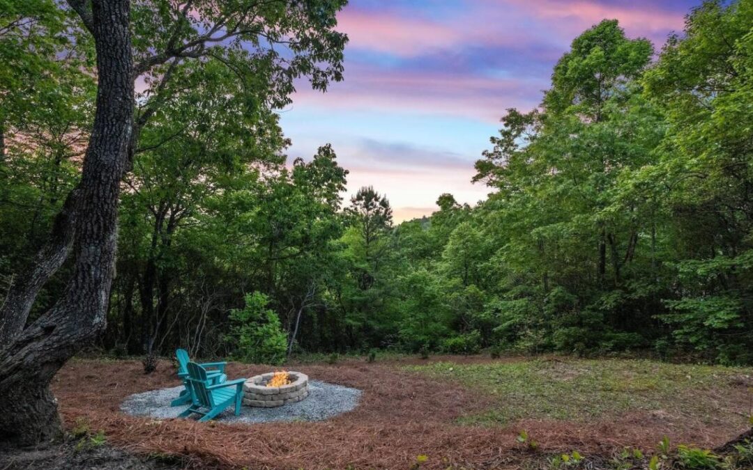 Clayton, GA: Your Perfect Getaway Cabin in the Blue Ridge Mountains